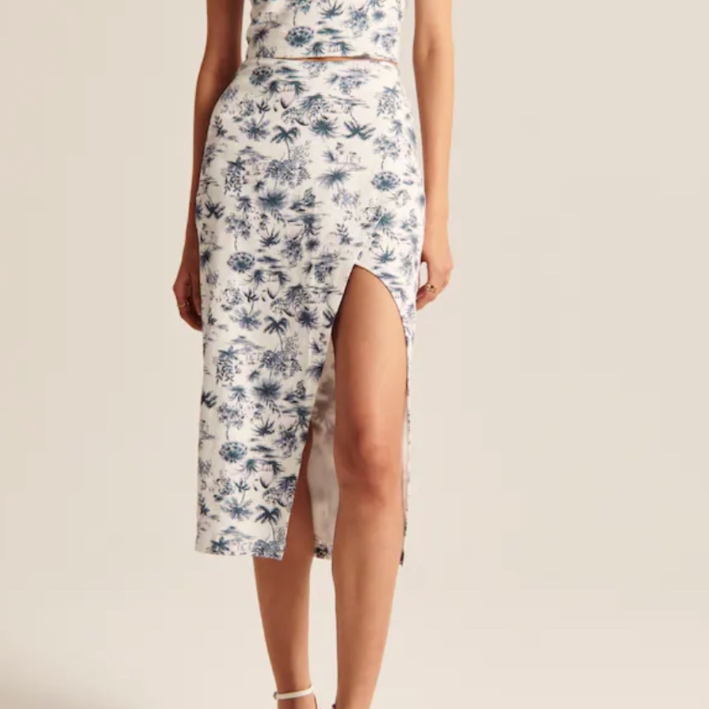 Linen-Blend Midi Skirt